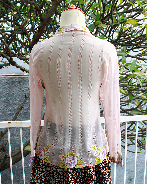 Kebaya Antik Pink Embroidery