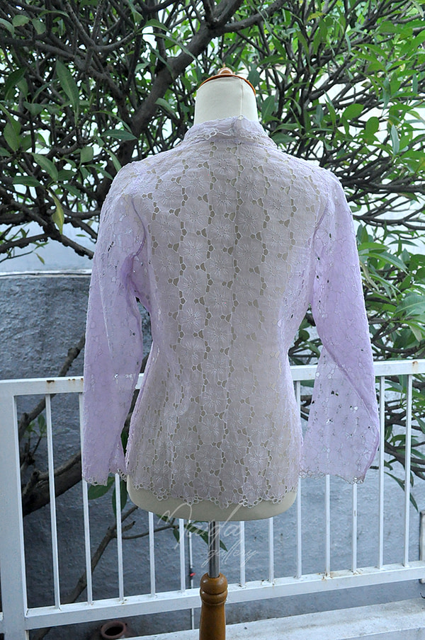 Kebaya Antik Lavender - Flowers Lace